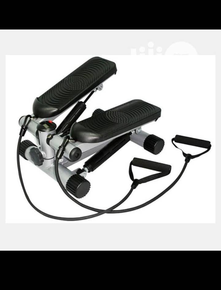 Mini-stepper-with-Resistance-rope